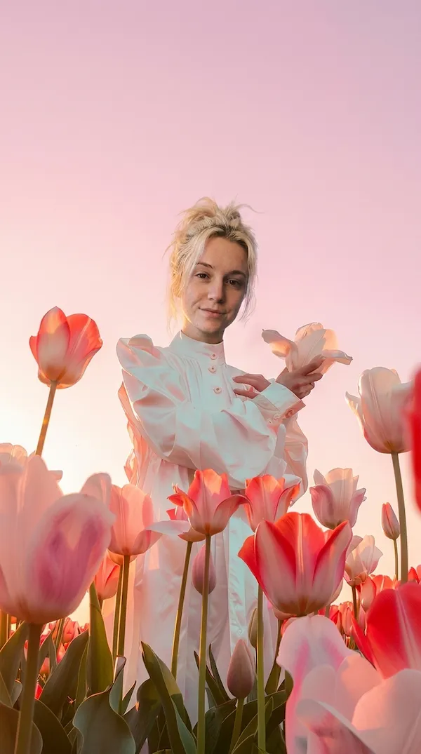 Style: Tulip Bloom